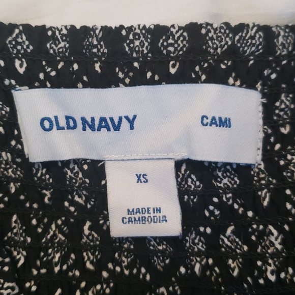 👗 Old Navy Fit & Flare Dress - Picture 3 of 4